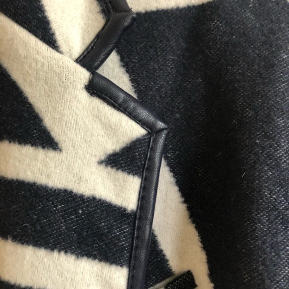 Zara Basic Blue and White Coat Size M - Picture 5 of 6